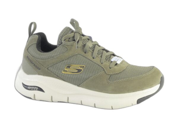 Skechers