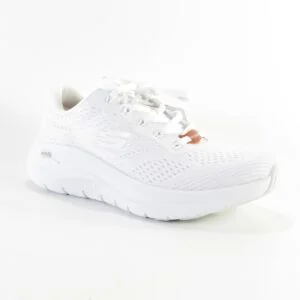 Skechers